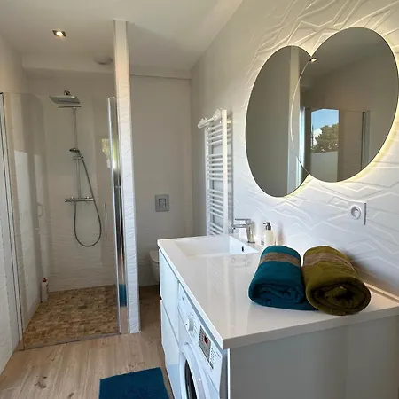 Apartment Neuf T2 Avec Jardin Et Terrasses *