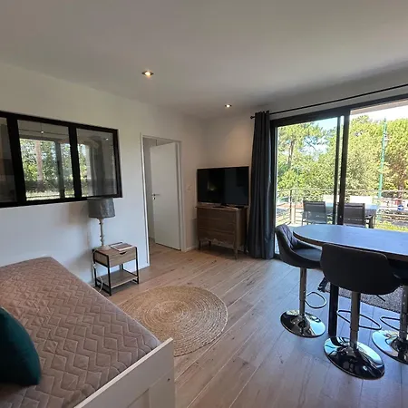 Neuf T2 Avec Jardin Et Terrasses